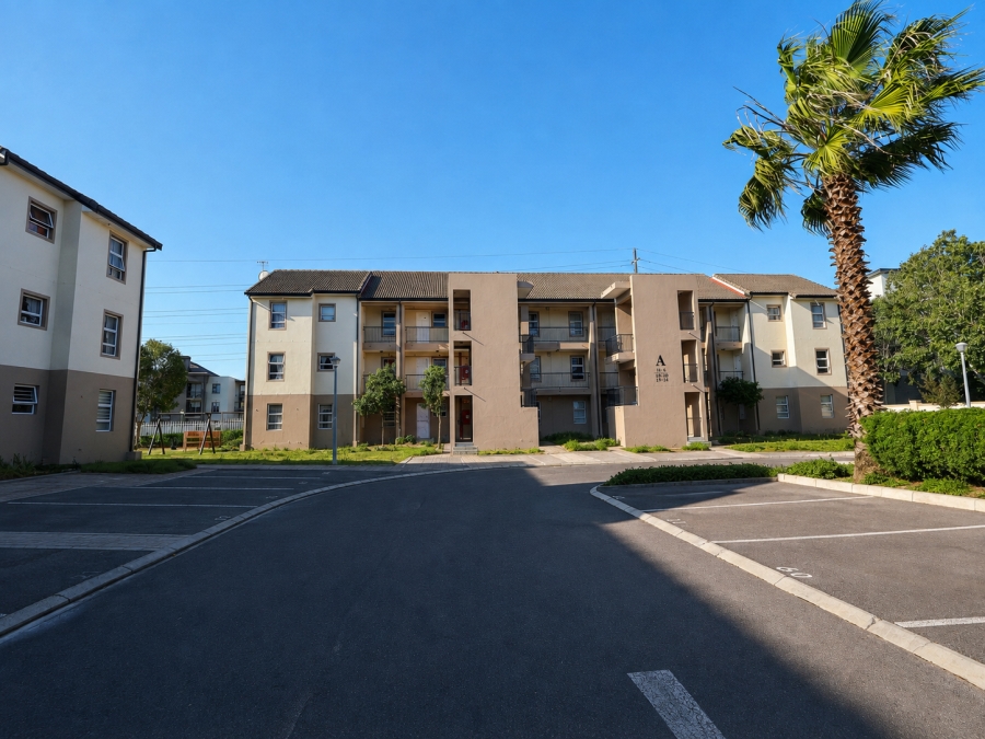 2 Bedroom Property for Sale in Buh Rein Estate Western Cape